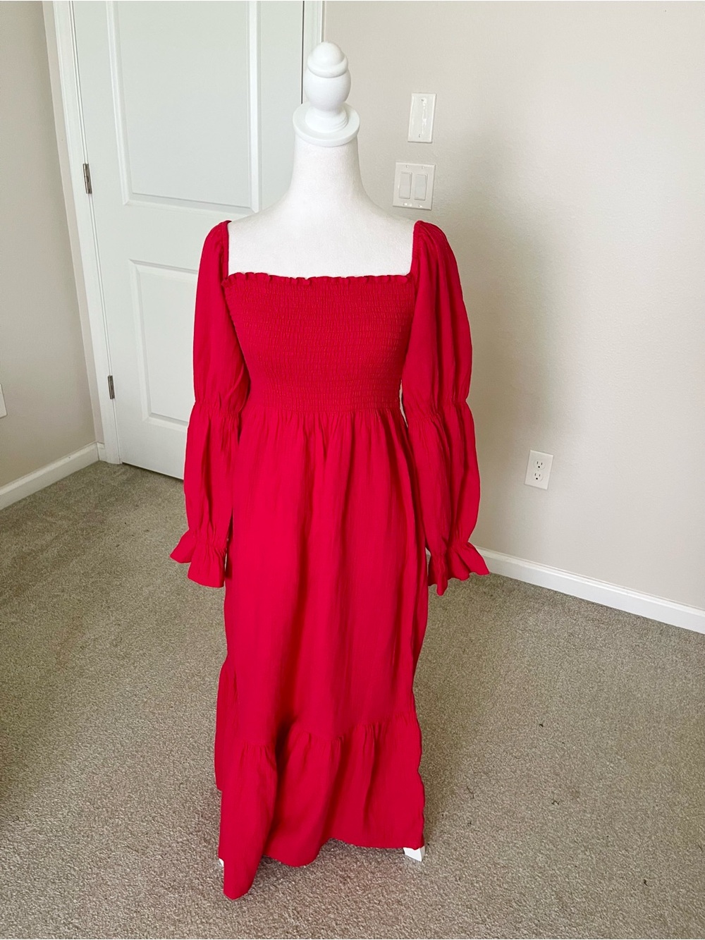 NWT Quince 100% Organic Cotton Maternity Smocked Maxi Dress in Wild Cherry in XS